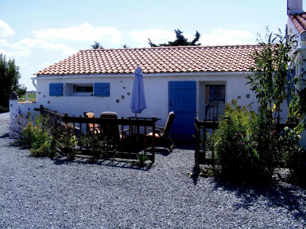 Au Passage Du Gois Acomodação com café da manhã Beauvoir-sur-Mer Quarto foto